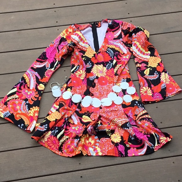 Bohemian Go-Go costume, size Small. Worn once. Includes belt only. - Picture 3 of 8